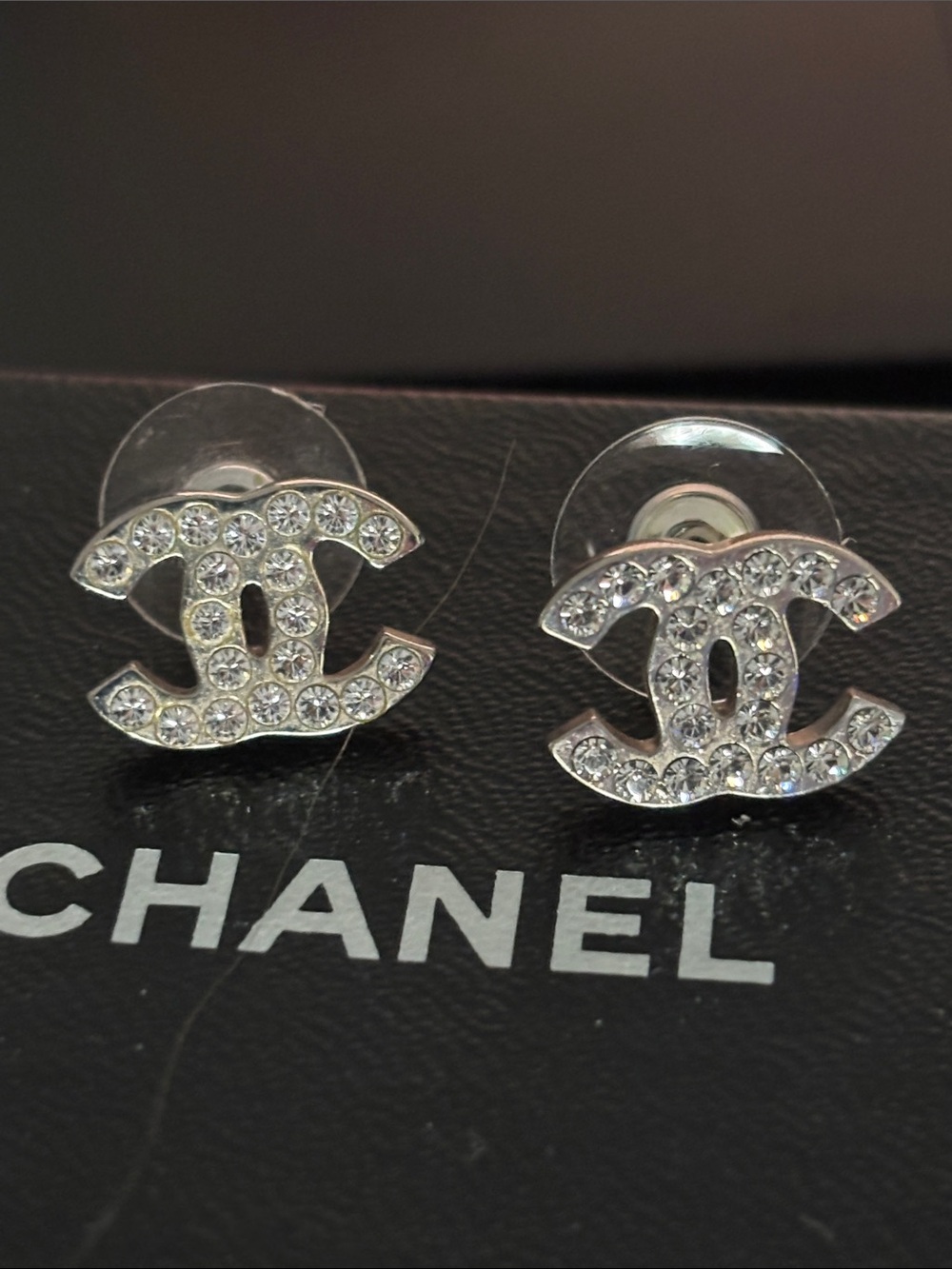CHANEL Crystal CC Logo Stud Earrings - Clear / Silver